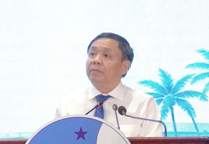 Ông Phan Văn Thắng - Phó Bí thư thường trực Tỉnh ủy, Chủ tịch UB MTTQ Việt Nam tỉnh Đồng Tháp phát biểu tại Đại hội.