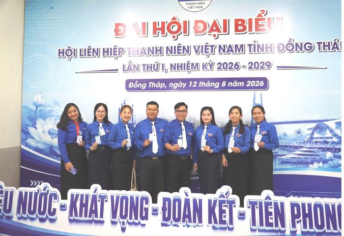 Bên lề đại hội.