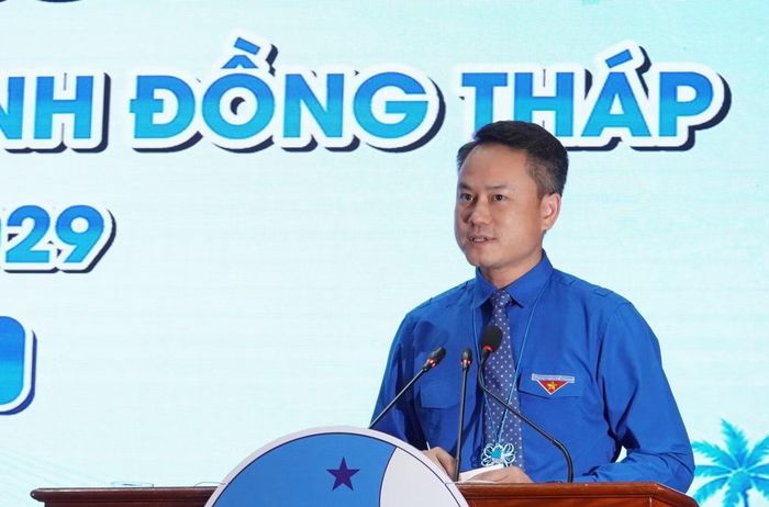Anh Nguyễn Kim Quy - Bí thư Trung ương Đoàn, Phó Chủ tịch Thường trực Hội LHTN Việt Nam phát biểu chỉ đạo đại hội. Ảnh: Hòa Hội