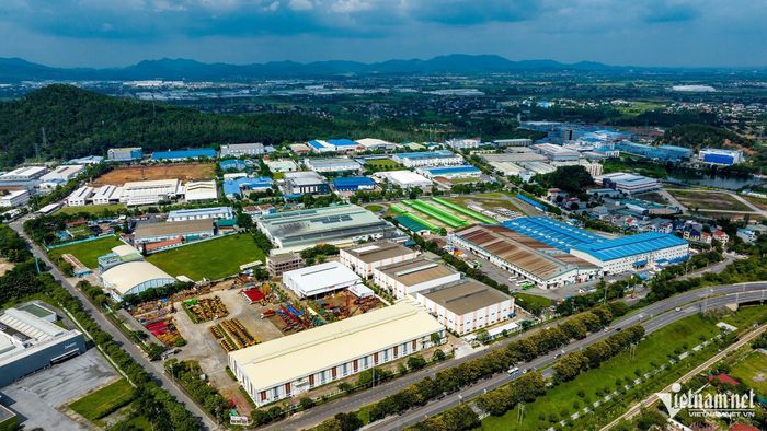 Toàn cảnh Khu công nghiệp Khai Quang, tỉnh Phú Thọ. Ảnh: Hoàng Hà