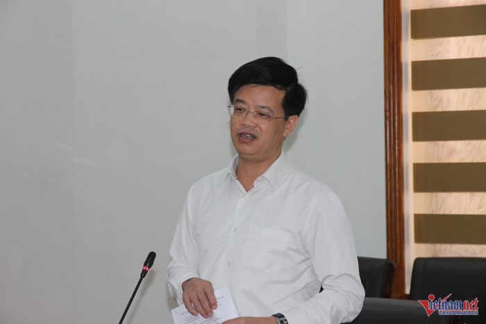 Giám đốc Sở dân tộc và Tôn giáo Lai Châu Đèo Văn Thương phát biểu tại hội thảo. Ảnh: Trọng Bảo