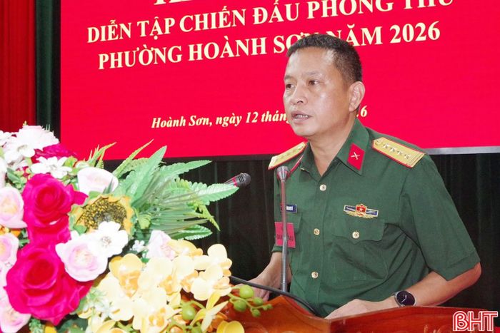 Đại tá Hoàng Anh Tú phát biểu tại lễ khai mạc.