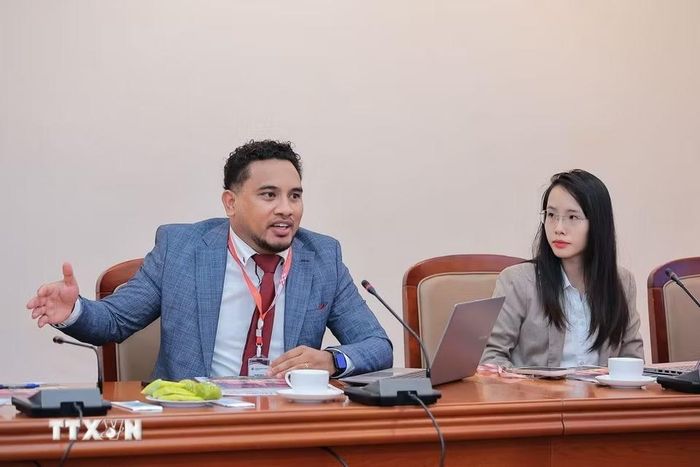 Ông Eric Bracilian de Jesus Viegas, thành viên đoàn đại biểu Timor-Leste phát biểu tại buổi làm việc. (Ảnh: Lê Đông/TTXVN)