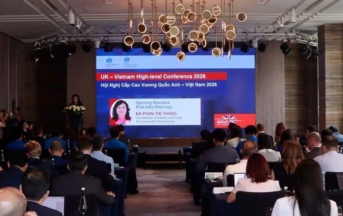 Thứ trưởng Phan Thị Thắng đề xuất bốn hướng ưu tiên trong hợp tác Anh - Việt Nam thời gian tới. (Ảnh: Bộ Công Thương)
