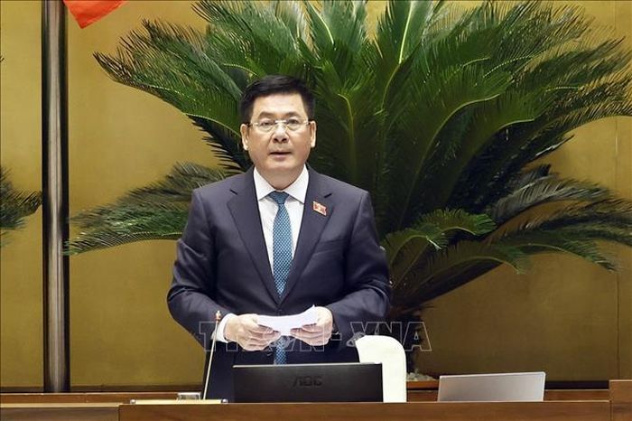 Phó Chủ tịch Quốc hội Nguyễn Hồng Diên điều hành phiên họp. Ảnh: Doãn Tấn/TTXVN