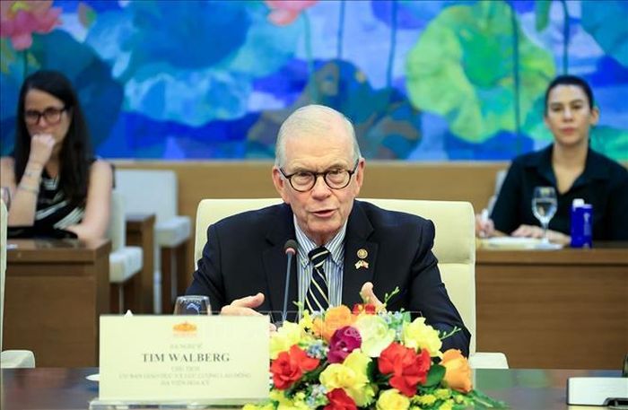 Chủ tịch Ủy ban Giáo dục và Lực lượng Lao động Hạ viện Hoa Kỳ Tim Walberg phát biểu. Ảnh: Tuấn Anh/TTXVN