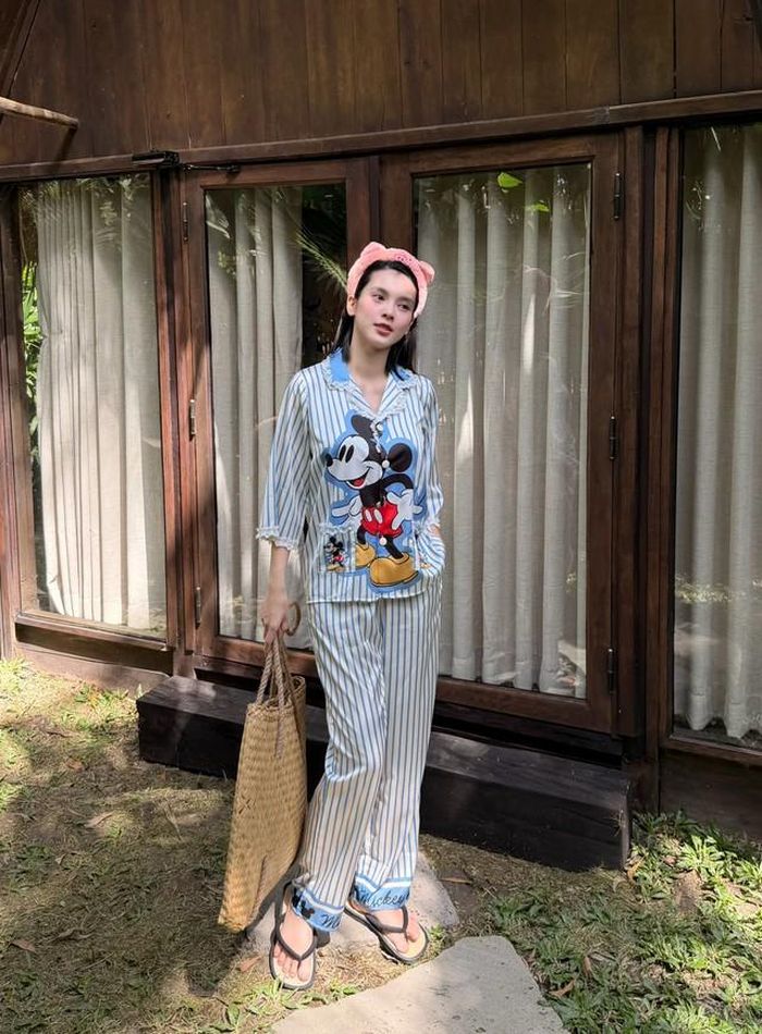 Quỳnh Lương và cuộc sống làm dâu miền Tây. Cô dành phần lớn thời gian ở nhà chăm con, nghỉ dưỡng. Ảnh: Internet.
