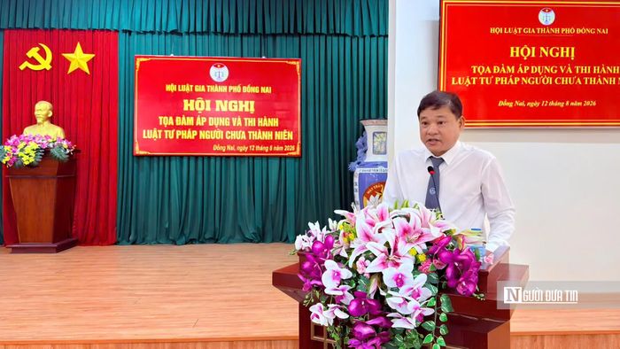 Luật sư Huỳnh Hữu Nam, Đoàn Luật sư Tp.Đồng Nai phát biểu tại Hội nghị.