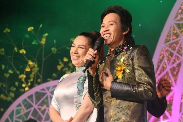 Hoài Linh và Phi Nhung từng là cặp song ca được nhiều khán giả yêu mến.