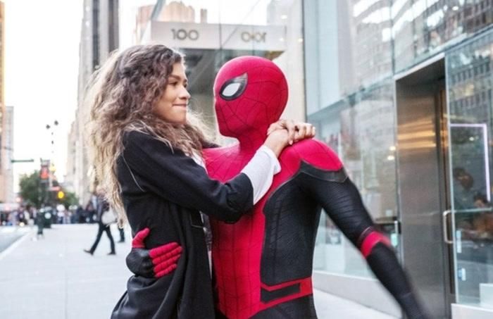Cặp đôi "Người Nhện" Tom Holland và Zendaya.