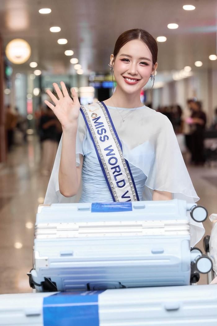 Bảo Ngọc đang giữ phong độ ổn định tại Miss World 2026.