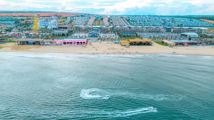 Với đường bờ biển dài, NovaWorld Phan Thiet trở thành điểm đến lý tưởng của các giải đấu thể thao biển và sự kiện thể thao quy mô lớn.