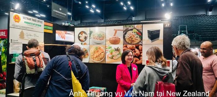 Thương vụ Việt Nam tại New Zealand thường xuyên tổ chức các hoạt động giới thiệu, quảng bá sản phẩm Việt Nam chất lượng cao tại các sự kiện, hội chợ, triển lãm ở New Zealand.