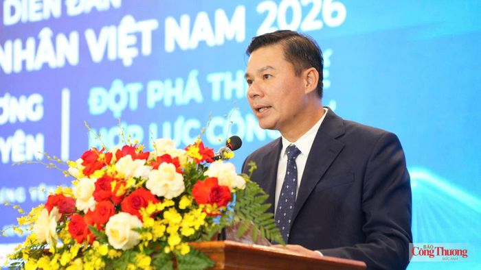 Ông Nguyễn Lê Huy - Phó Chủ tịch Thường trực UBND tỉnh Hưng Yên.
