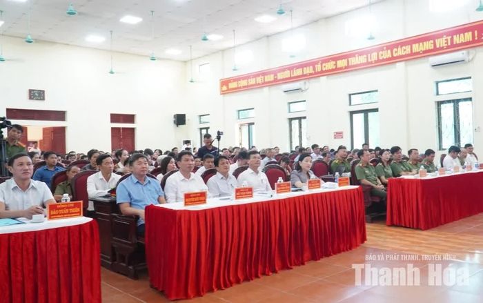 Các đại biểu dự ngày hội.