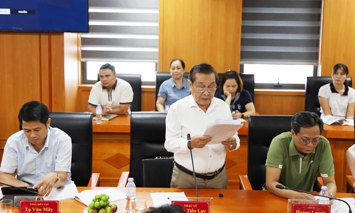  Các ý kiến thảo luận tại tọa đàm. 