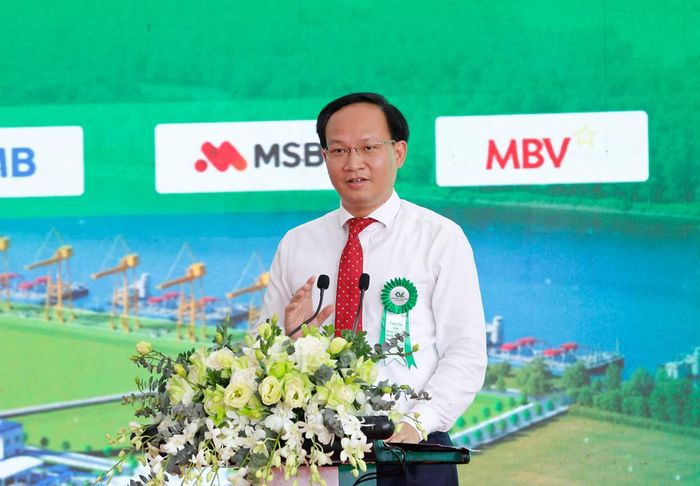  Đồng chí Phạm Văn Thịnh phát biểu tại lễ khởi công. 