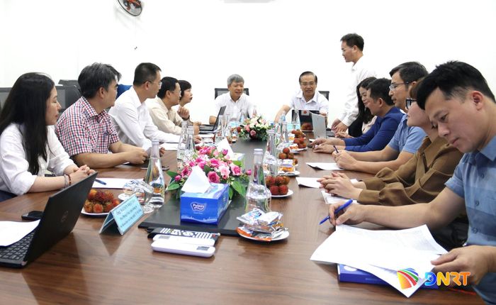 Quang cảnh buổi làm việc. Ảnh: MAI QUẾ