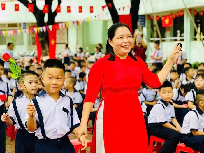  Các đơn vị trường học đang tập trung rà soát cơ sở vật chất và điều kiện cần thiết để sẵn sàng bước vào năm học mới. Ảnh: T.D 
