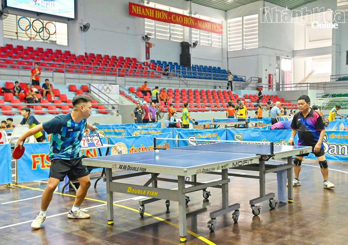 Các vận động viên thi đấu môn bóng bàn Đại hội Thể dục thể thao tỉnh lần I năm 2026.