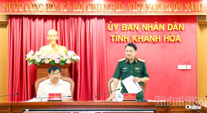Thiếu tướng Phạm Hải Châu phát biểu tại buổi làm việc.