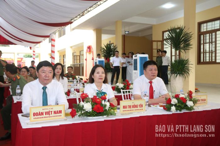 Các đại biểu tham dự lễ khánh thành 