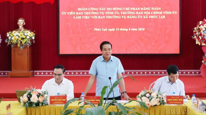 Đồng chí Phan Đăng Toàn - Ủy viên Ban Thường vụ Tỉnh ủy, Trưởng Ban Nội chính Tỉnh ủy phát biểu kết luận buổi làm việc.