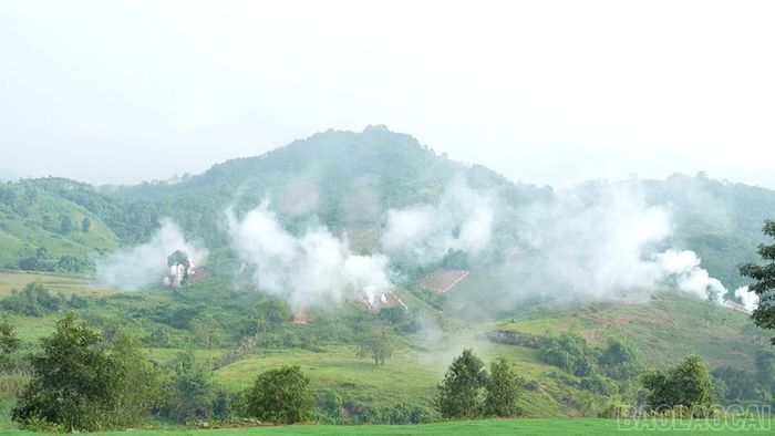 Diễn tập phần thực binh thực hành bắn chiến đấu của lực lượng dân quân.