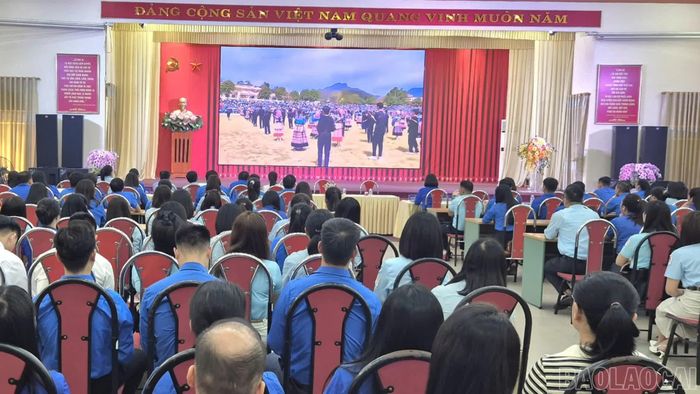 Quang cảnh hội nghị.