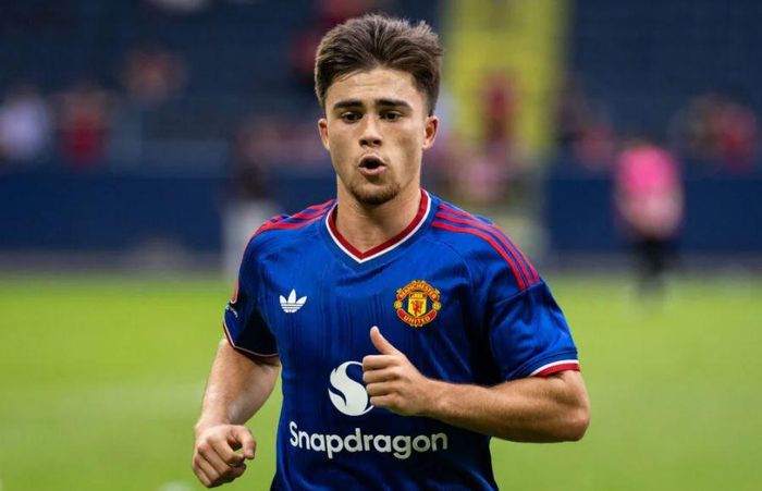 Sẽ là một sự lãng phí lớn nếu Manchester United bán rẻ tài năng trẻ Harry Amass.