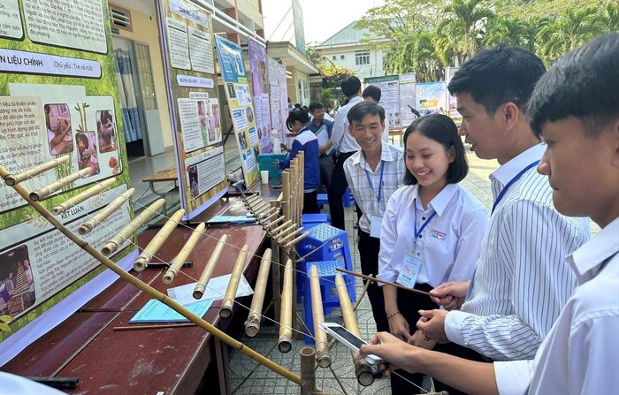 Sản phẩm STEM của Trường THPT Đạm Ri (xã Đạ Huoai 2)