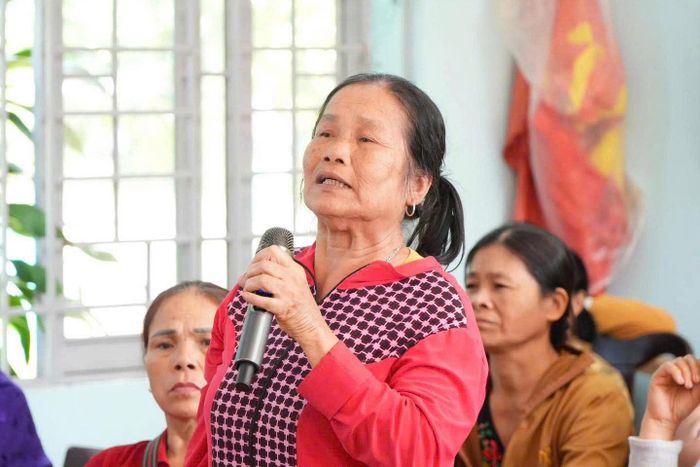 Người dân phản ánh nhiều vấn đề liên quan đến thủ tục hành chính, an sinh xã hội