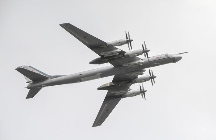 "Lão tướng" ném bom tầm xa Tu-95MS. Ảnh: Sputnik