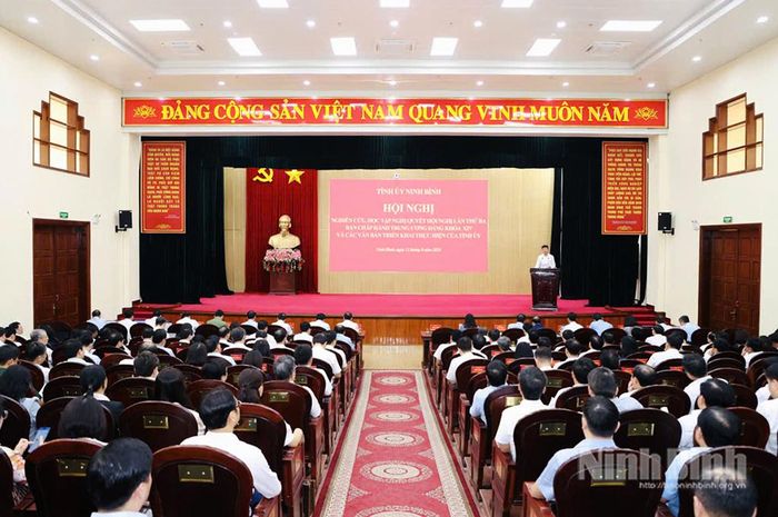Quang cảnh hội nghị.