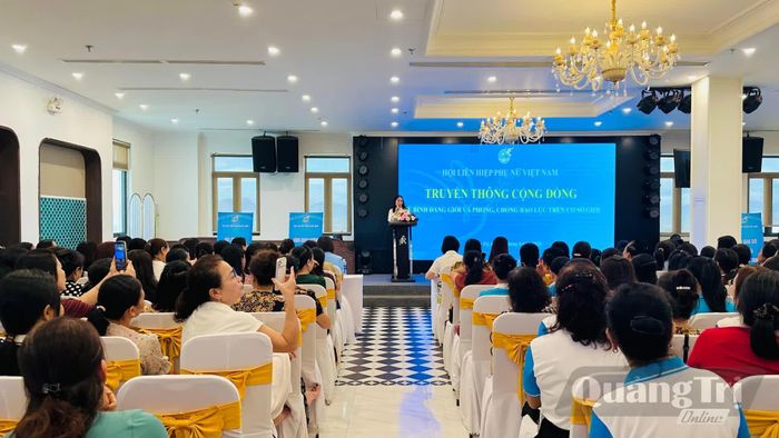 Quang cảnh hội nghị - Ảnh: B.N