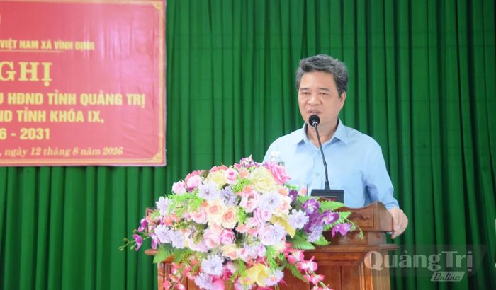 Đại diện tổ đại biểu HĐND tỉnh thông tin với cử tri kết quả kỳ họp thứ 4, HĐND tỉnh khóa IX - Ảnh: Đ.V