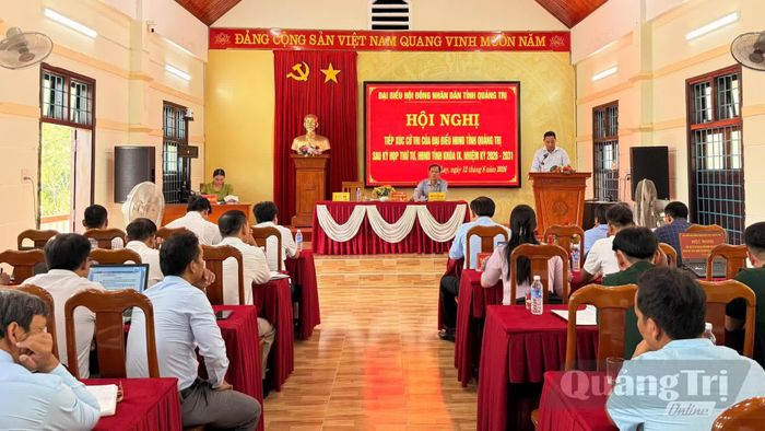 Quang cảnh hội nghị tiếp xúc cử tri - Ảnh: Hoàng Hùng