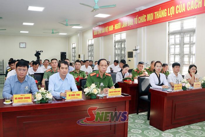 Các đại biểu dự Ngày hội.