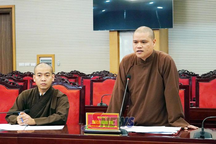 Đại diện Ban Trị sự Giáo hội Phật giáo Việt Nam tỉnh Sơn La phát biểu tại cuộc làm việc.
