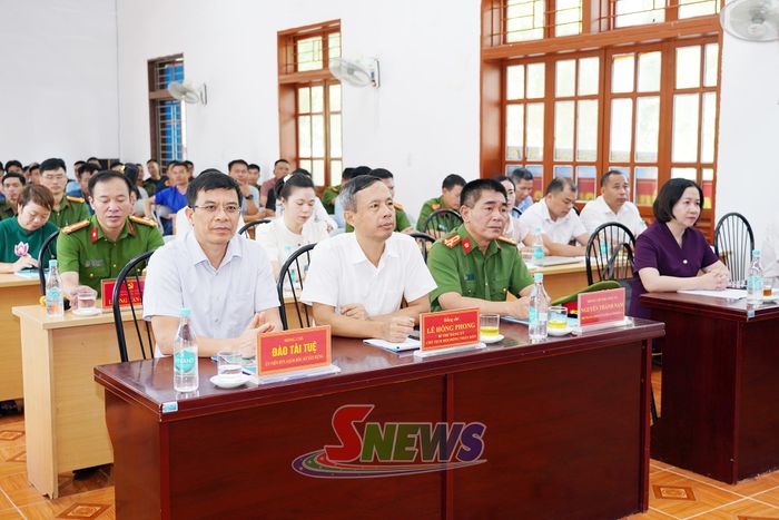 Đại biểu dự Ngày hội.