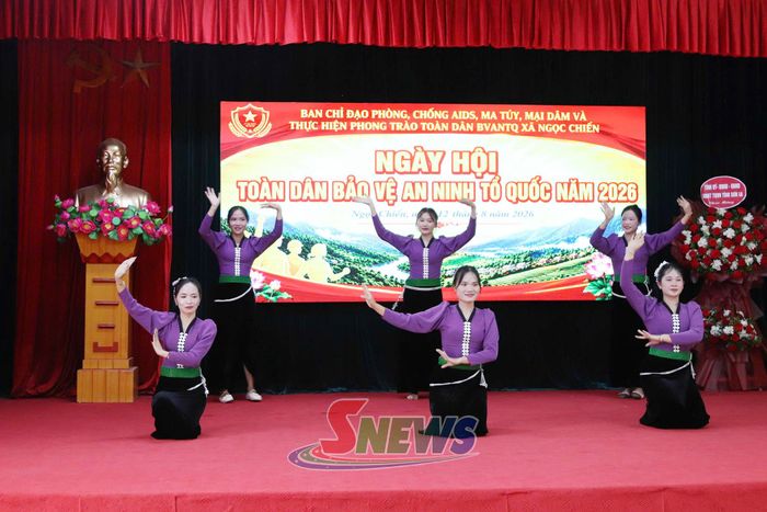 Một tiết mục văn nghệ tại ngày hội.