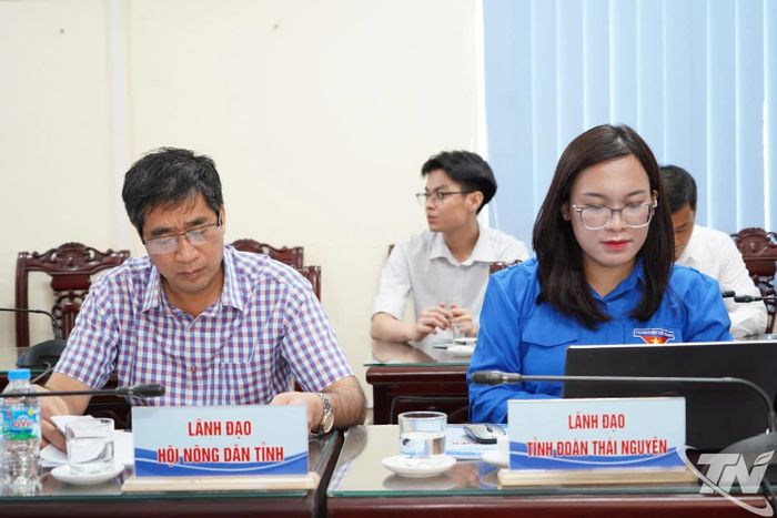 Đại biểu dự Hội nghị.