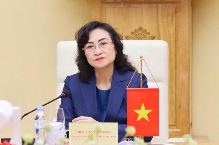 Thứ trưởng Bộ Công Thương Phan Thị Thắng đề nghị phía Venezuela hỗ trợ cung cấp thông tin và tháo gỡ một số khó khăn trong hoạt động hợp tác của doanh nghiệp - Nguồn: Cổng thông tin điện tử Bộ Công Thương