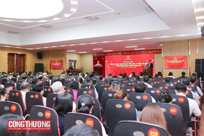 Toàn cảnh Lễ trao giải