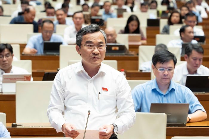 Đại biểu Nguyễn Phi Hùng (đoàn TP Đà Nẵng). Ảnh: Media Quốc hội.