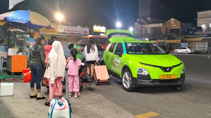 Thời gian tới, tỉnh Cà Mau khuyến khích người dân, doanh nghiệp chuyển đổi sang phương tiện chạy điện hoặc năng lượng sạch.