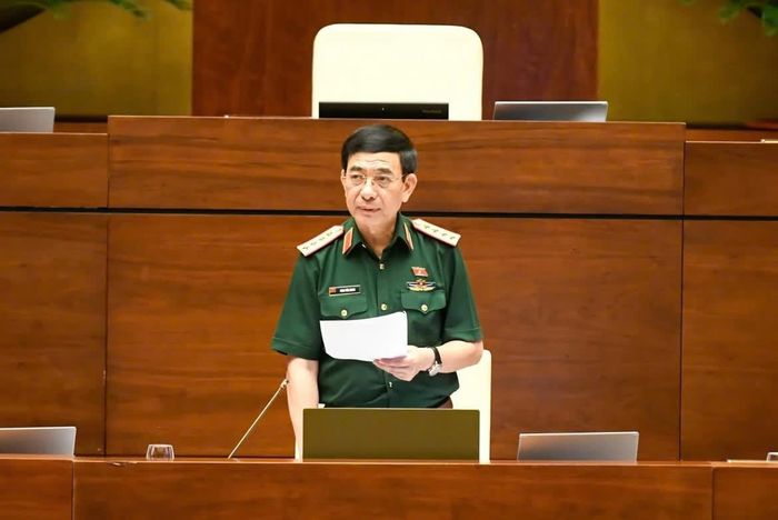 Đại tướng Phan Văn Giang, Bộ trưởng Bộ Quốc phòng, cho hay UAV là loại phương tiện có đặc tính rất đa dạng, dễ sản xuất nhưng lại mang nguy cơ sát thương cao.