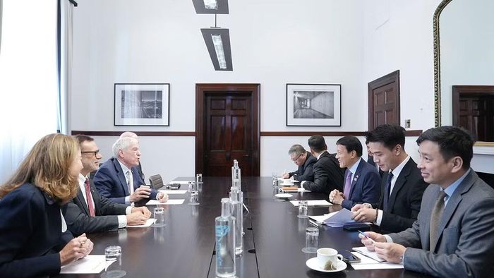 Các đơn vị chức năng của hai Bên đã thảo luận tích cực về các chủ đề đã được thống nhất.