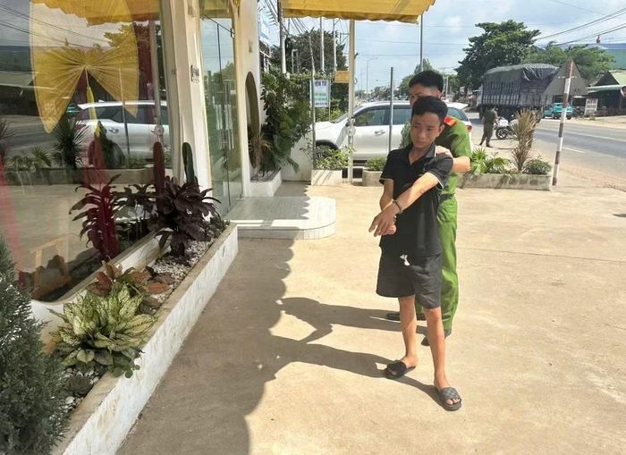 Công an xã Xuân Hòa bắt giữ Nguyễn Thế Dũng (SN 1999, thường trú tại ấp Bàu Hàm, xã Bàu Lâm, TP Hồ Chí Minh) thực hiện nhiều vụ trộm cắp xe mô tô tại Đồng Nai và TP Hồ Chí Minh.