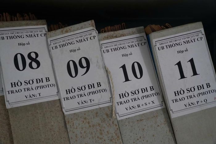 Hồ sơ kỷ vật của cán bộ đi B do Đồng Nai lưu giữ.